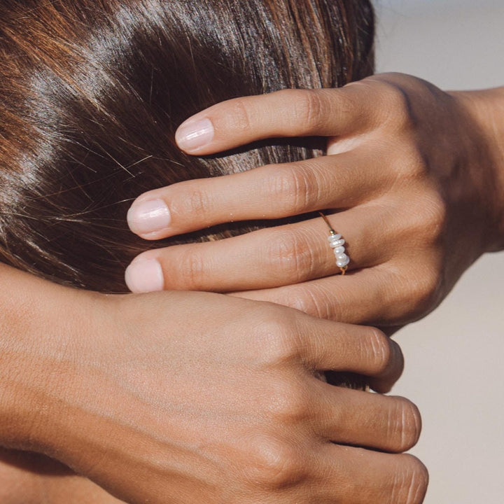 Bague Déclaration Cinq Perles Goutte de Rosée