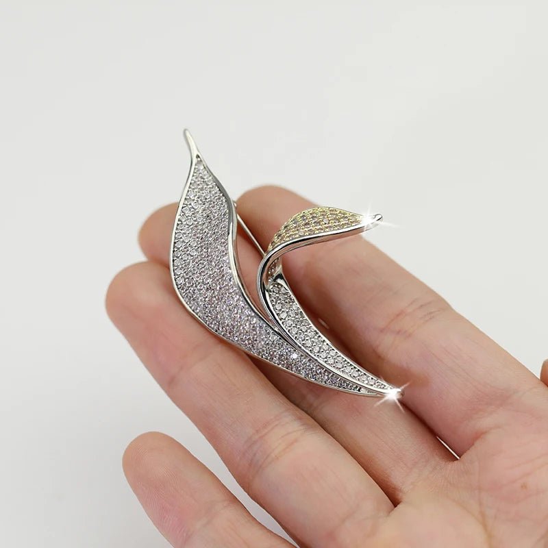 Broche Calla sous le Clair de Lune