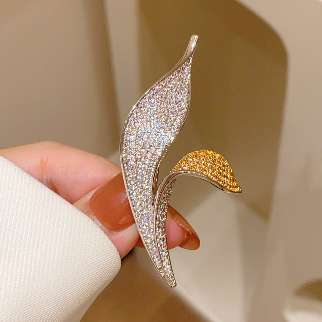Broche Calla sous le Clair de Lune