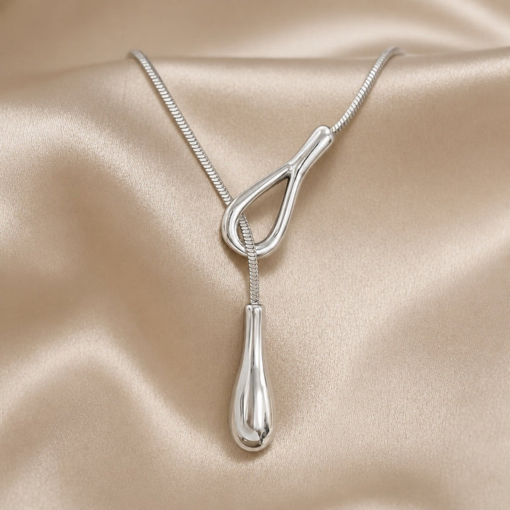 Collier Pendentif Vintage en Or Blanc en Forme de Goutte