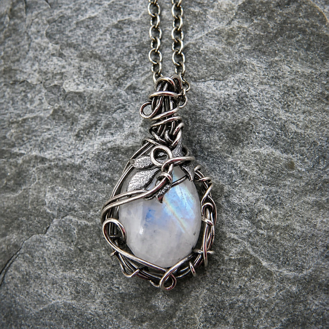 Collier en quartz aura argent vieilli