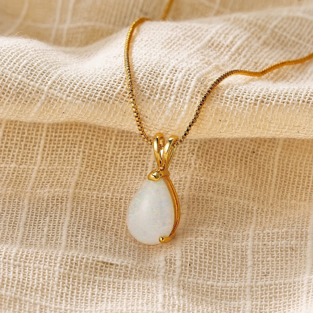 Collier Pendentif Opale Radiante