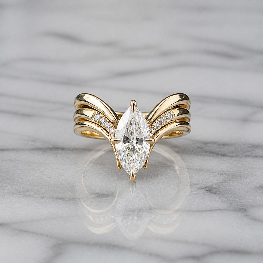 Bague Couronne Précieuse en Or