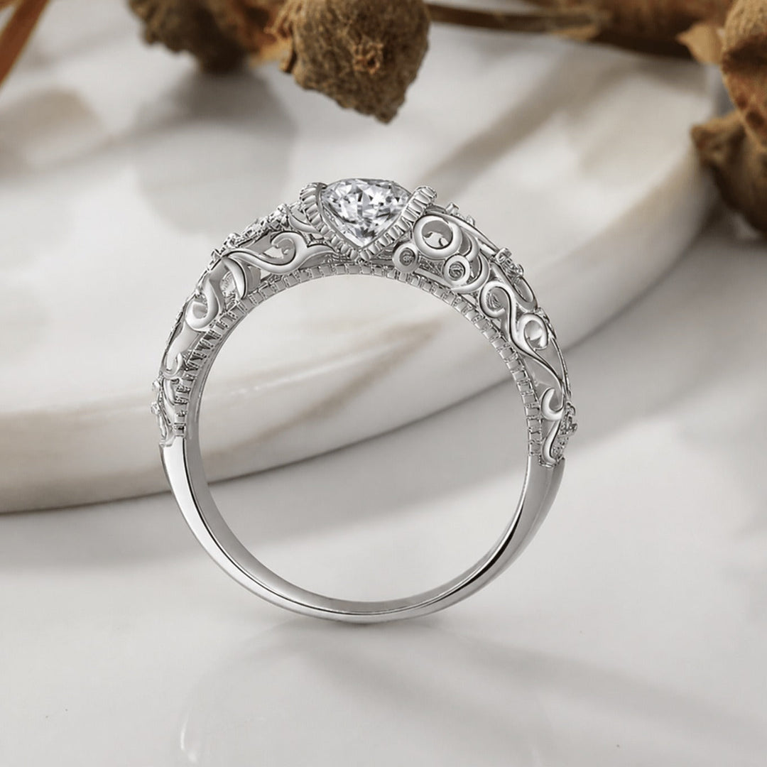 Bague en zirconium argent noble