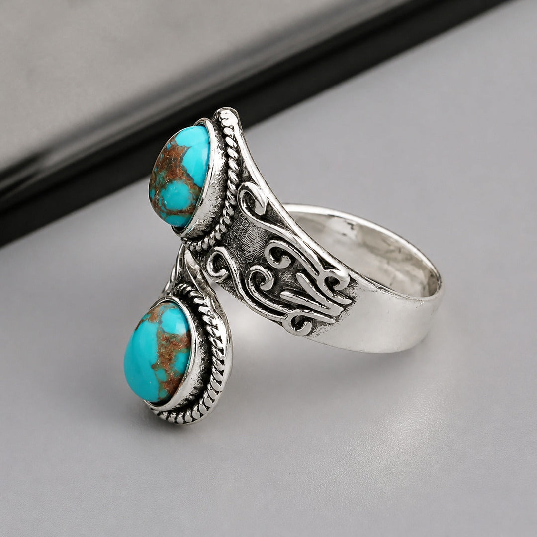 Bague Vintage en Argent avec Croix et Turquoise