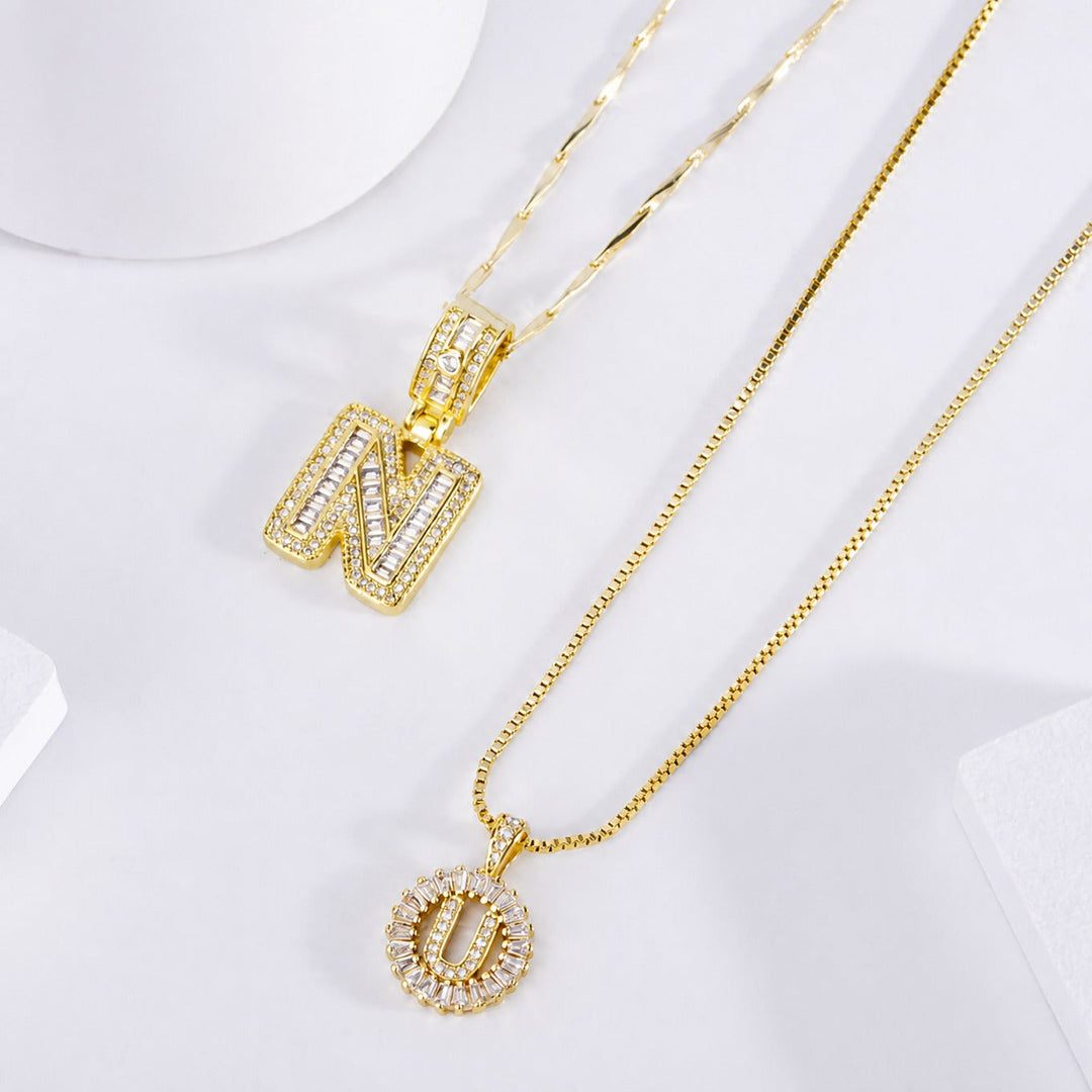 Collier Pave avec Initiale