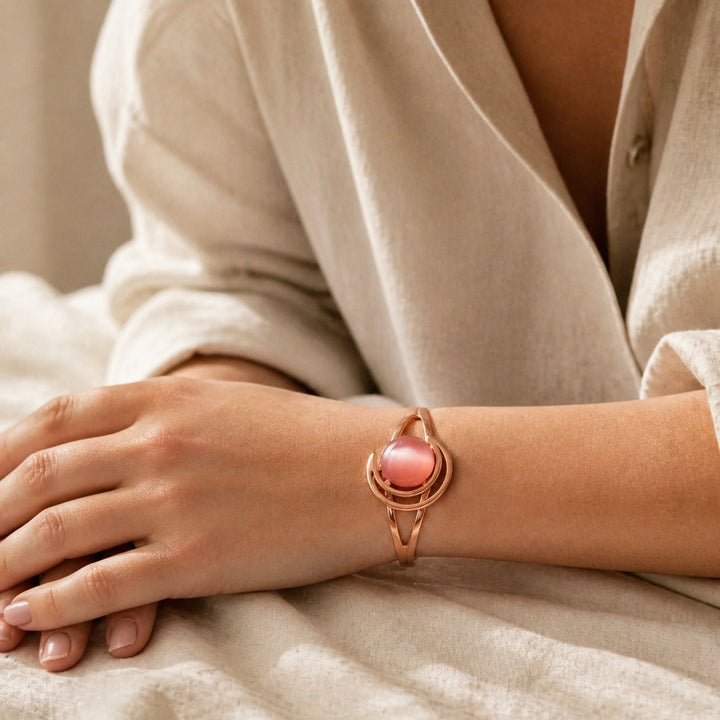 Bracelet en cuivre avec sphère rose éternelle
