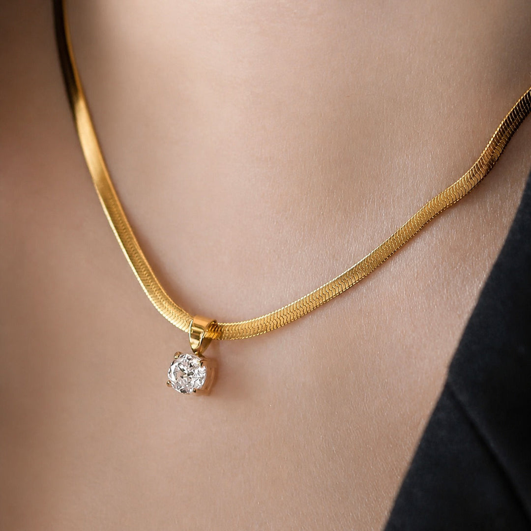 Collier Pendentif Silhouette en Or