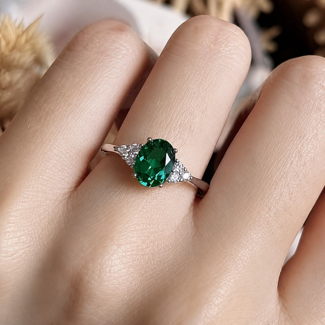 Bague Prestige Émeraude Ovale