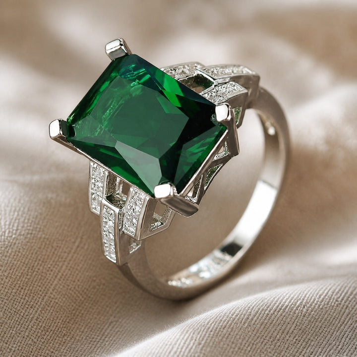Bague de déclaration Émeraude Élégance