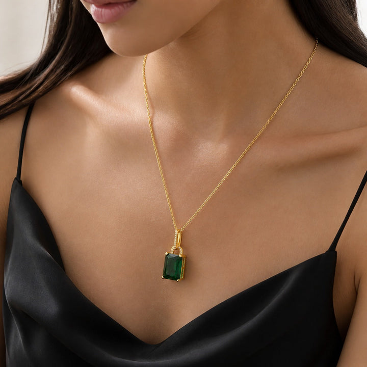 Collier Pendentif Émeraude Solstice