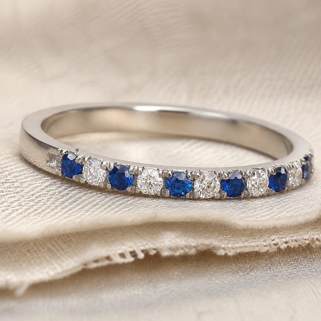 Bague Minimaliste en Saphir