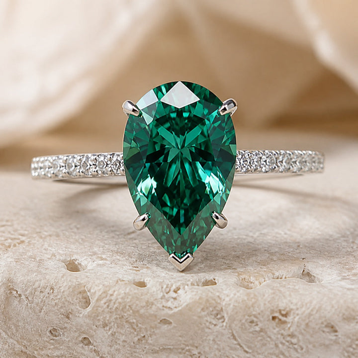 Bague Émeraude Intemporelle Majestueuse