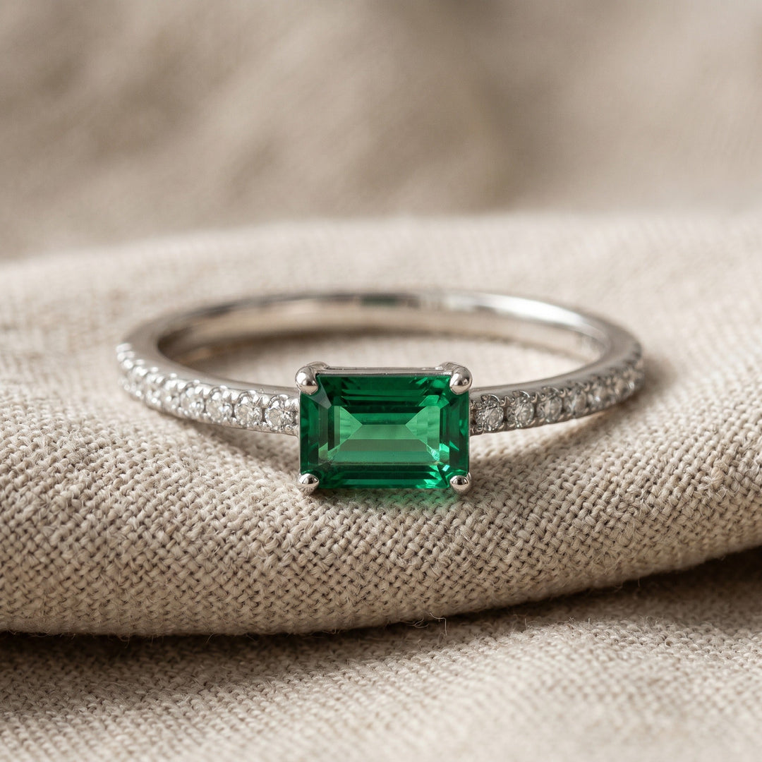 Bague en argent avec émeraude Aurora