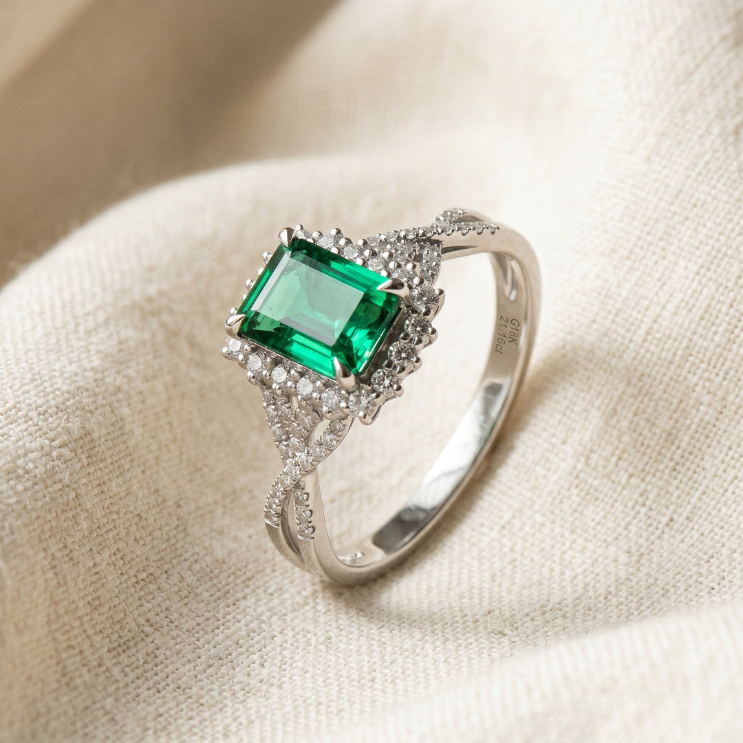 Bague Émeraude Majestueuse en Moissanite