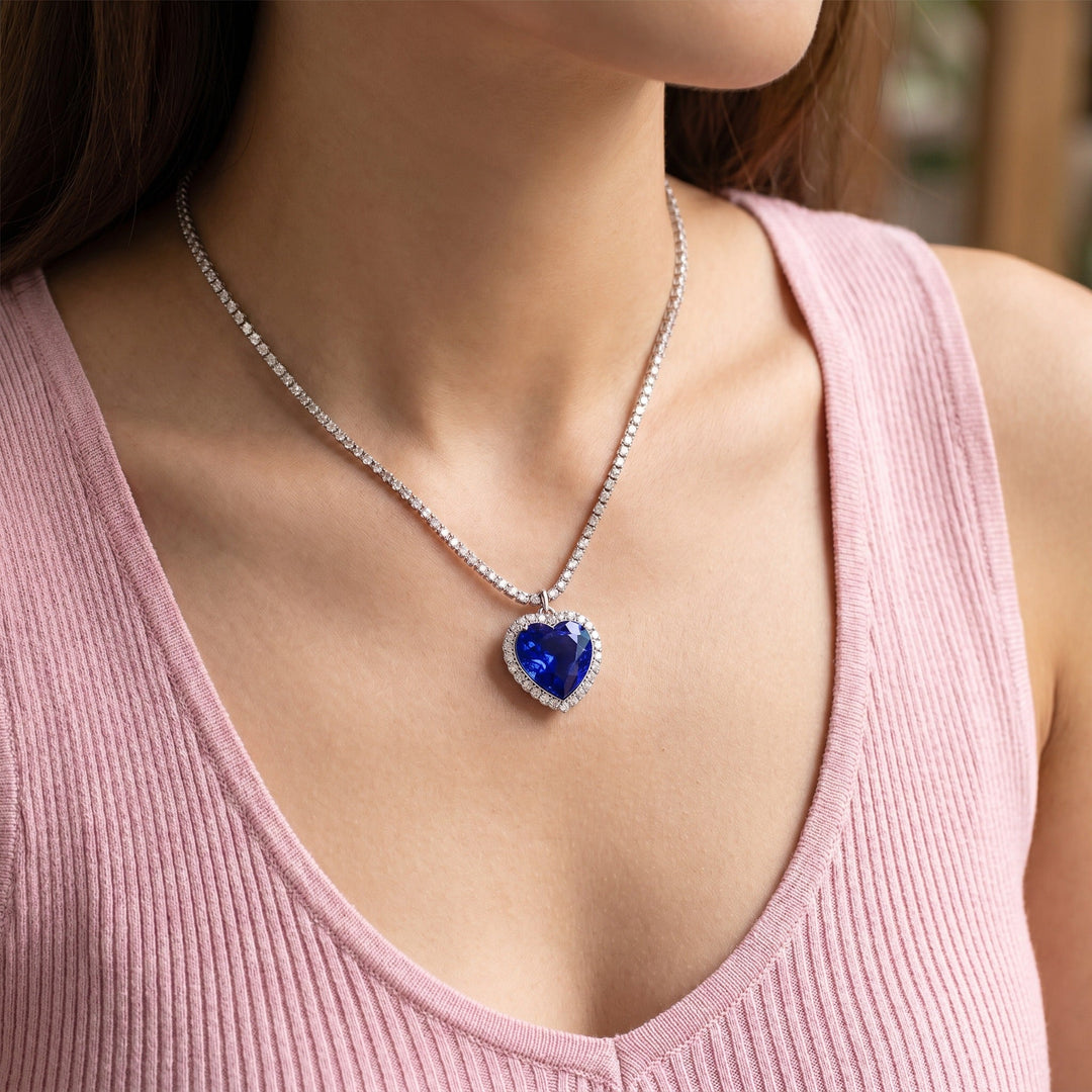 Collier en Saphir Cœur Majestueux