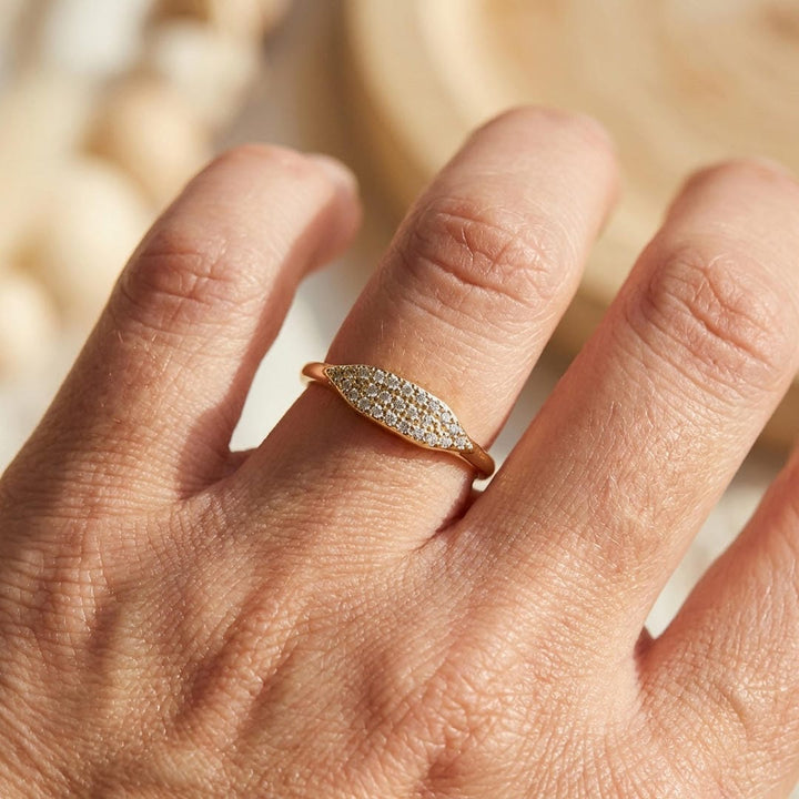 Bague Empilable en Pavé Marquise