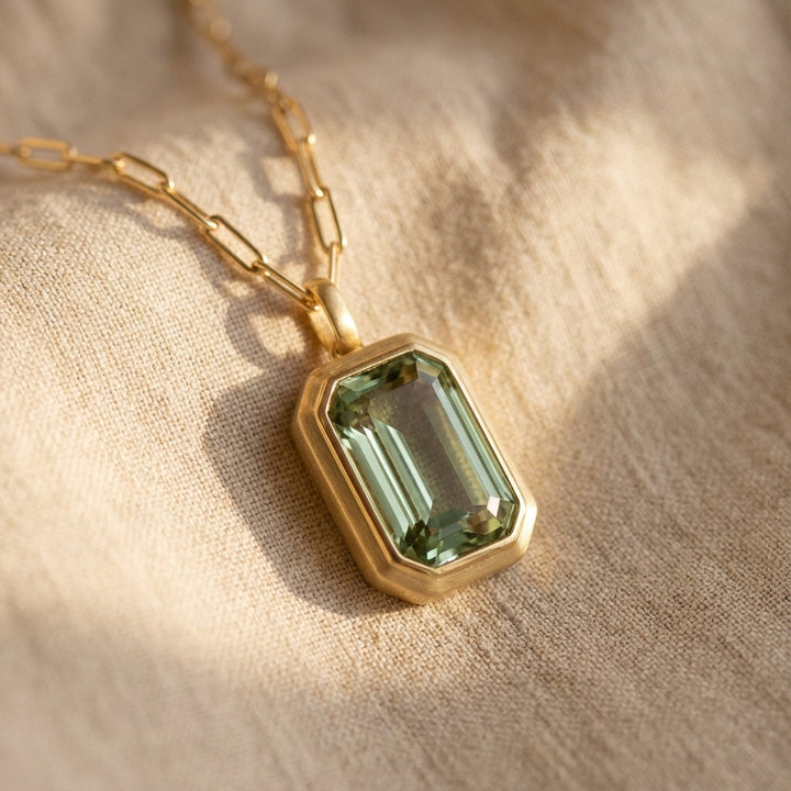 Collier Émeraude Sarina Elowen