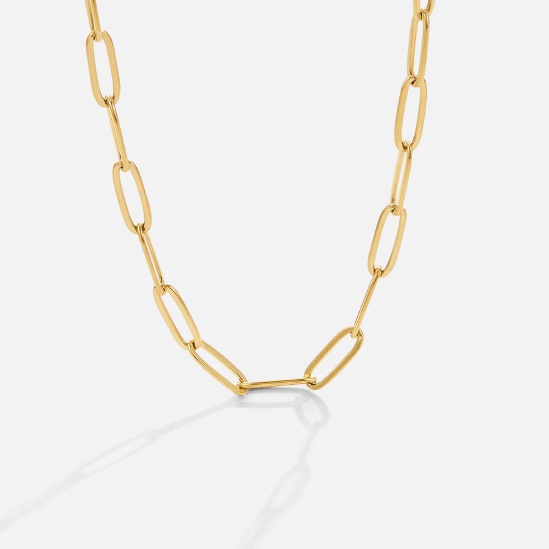 Collier en chaîne dorée