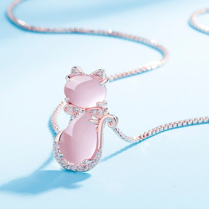 Collier de chat en pierre rose adorable avec zircon