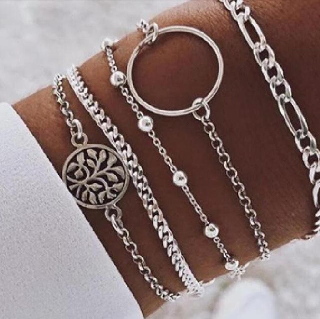 Ensemble de 5 Bracelets Uniques de Luxe