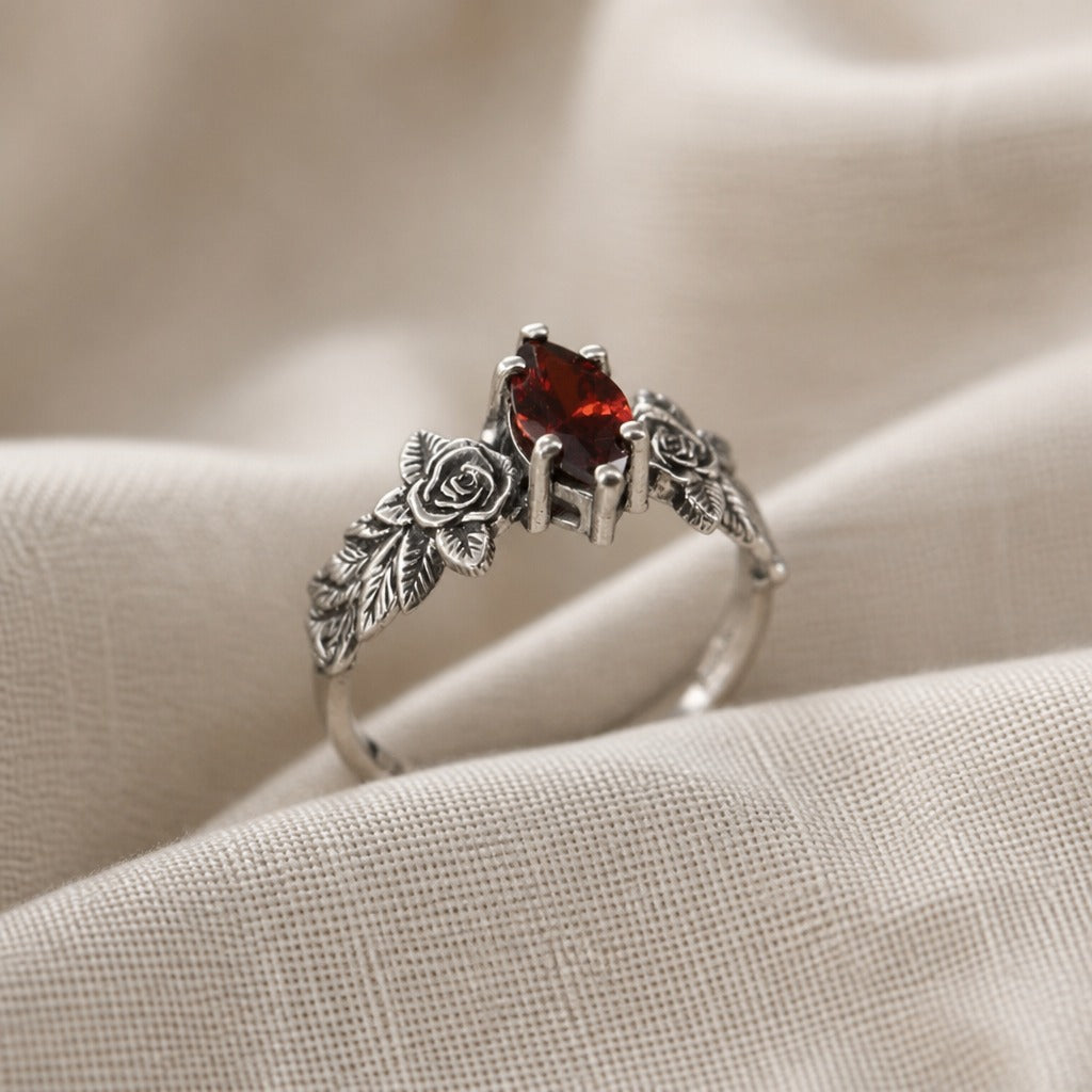 Bague Vintage en Grenat Rose