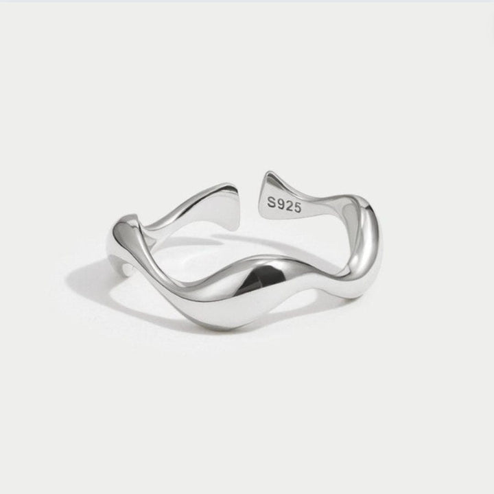 Bague Minimaliste Ajustable Vagues