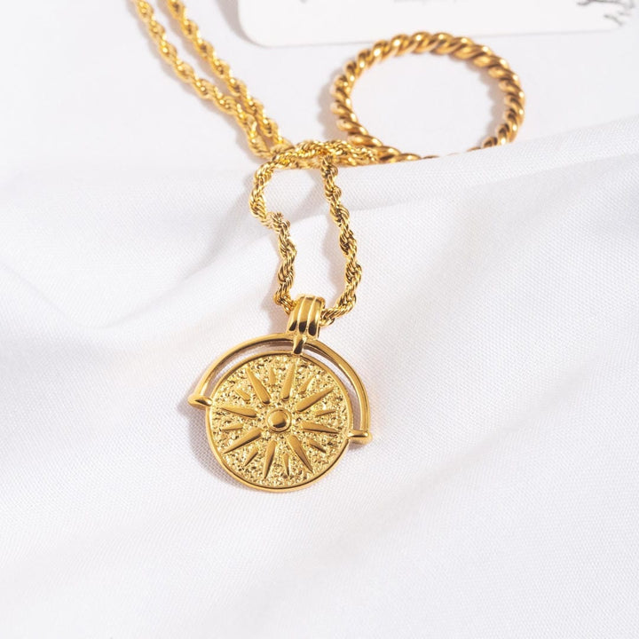 Collier Pendentif Soleil en Argent ou en Or