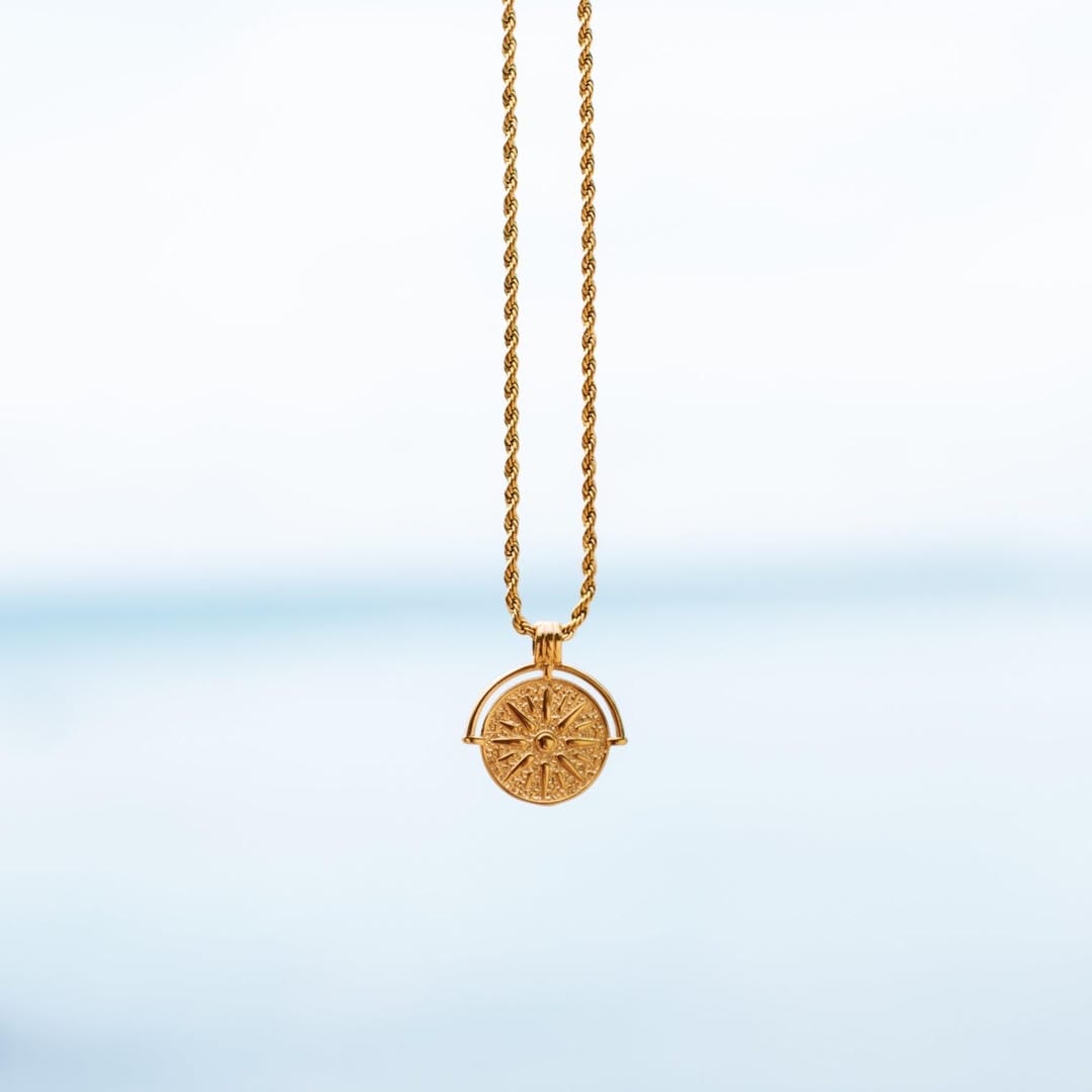 Collier Pendentif Soleil en Argent ou en Or