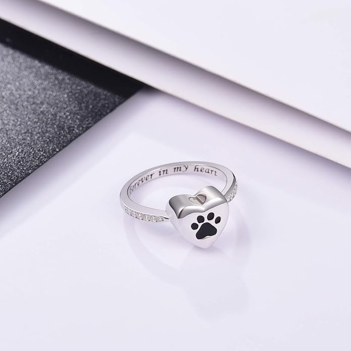 Bague Urne en Cœur avec Empreinte de Patte – Bijoux Commémoratifs pour Animaux