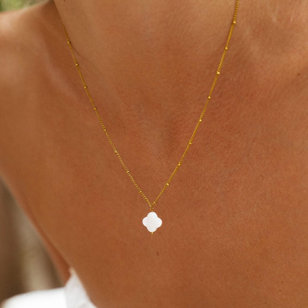 Collier Pendentif Motifs d&