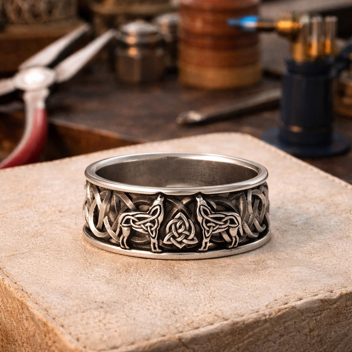 Bague Viking en forme de loup, pièce statement